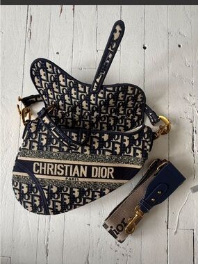Dior Navy and Cream Dior Oblique Saddle Crossbody Bag